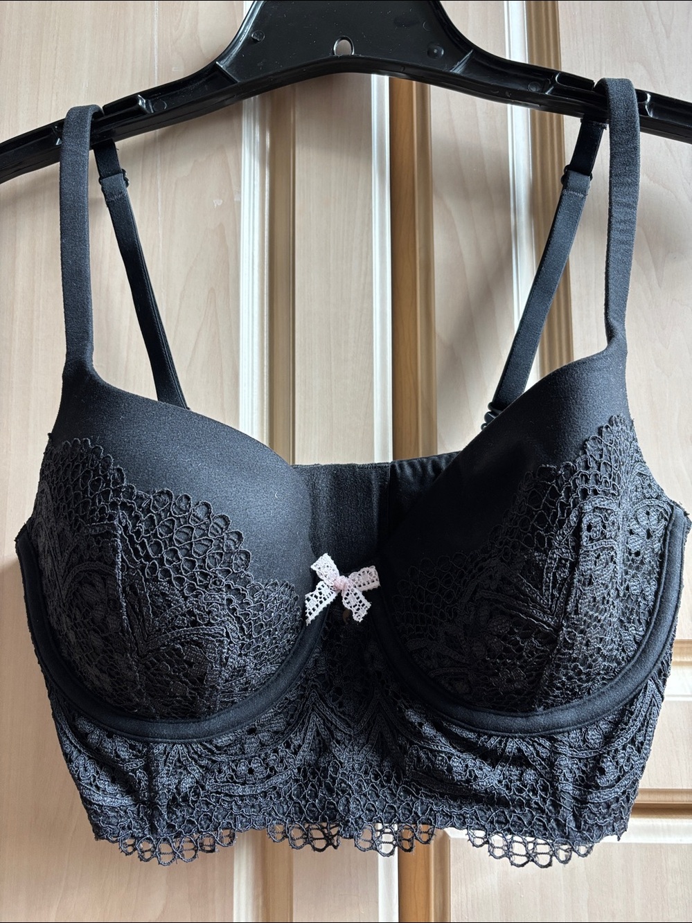 Victoria's Secret Black Lined Demi Bra EUC 32DD - Picture 8 of 14